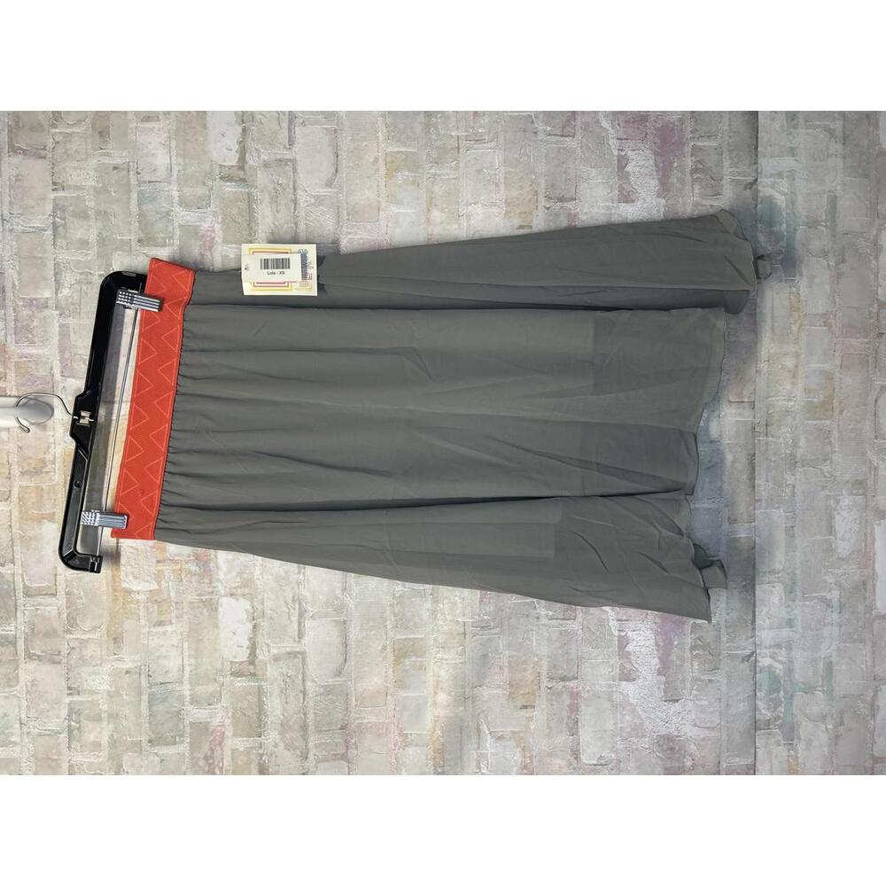 LuLaRoe XS Lola Skirt NWT *Discontinued Style*